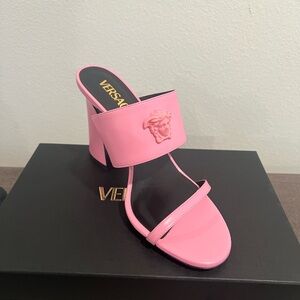 Versace Medusa Mule Sandal Baby Pink 40EU (10W)